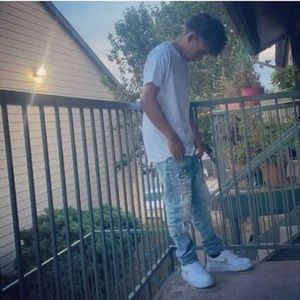 Meet your Posher, Martinez